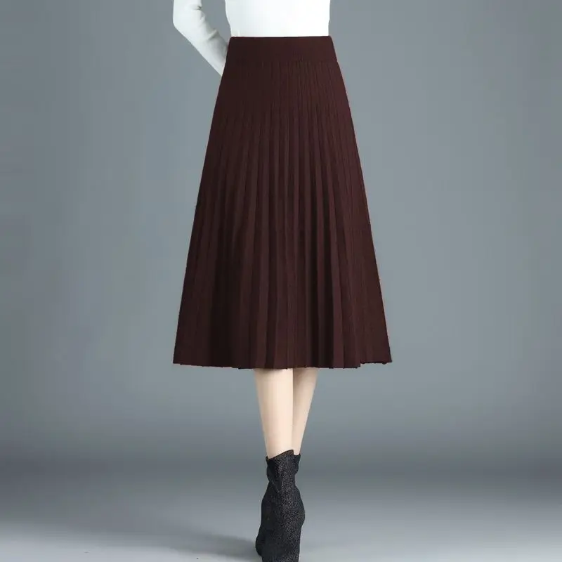 

Knitted a-line skirt autumn and winter women 2023 solid a-line skirt high waist mid-length thin wrap hip pleated wool skirt