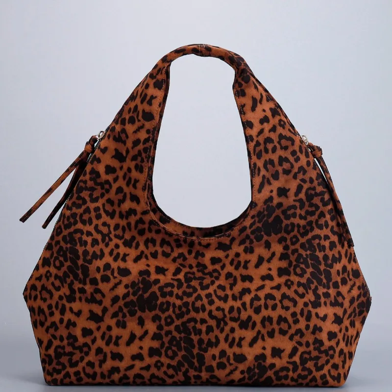 

Cow Prints leopard print Underarm Shoulder Bags Women French Style big Crossbody Phone Bag Luxury Designer Versatile Handbags