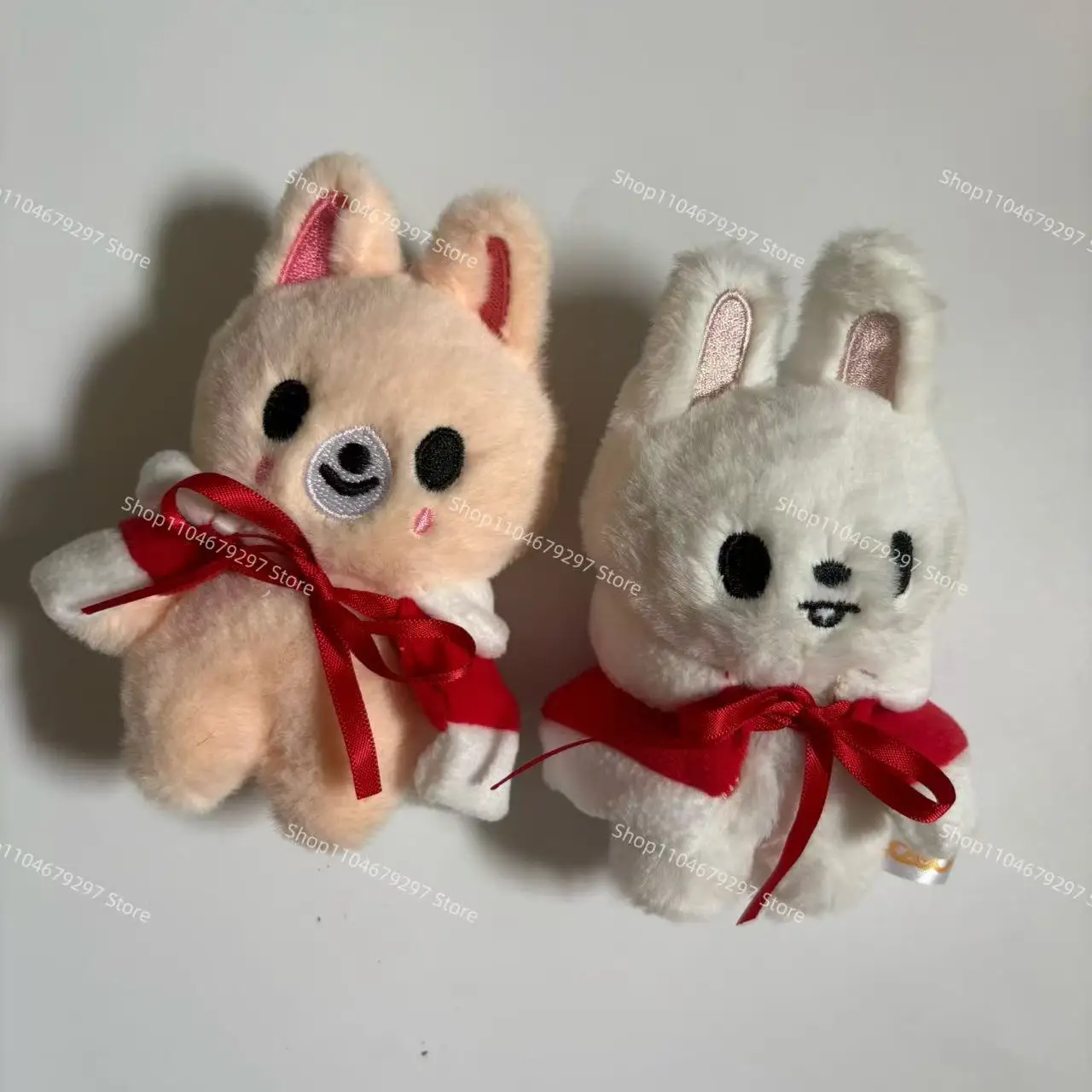 SKZOO Stray Kids Keychain Christmas Theme Cape Plush Animal Doll TXT Children's Birthday Gift Pendant Accessories