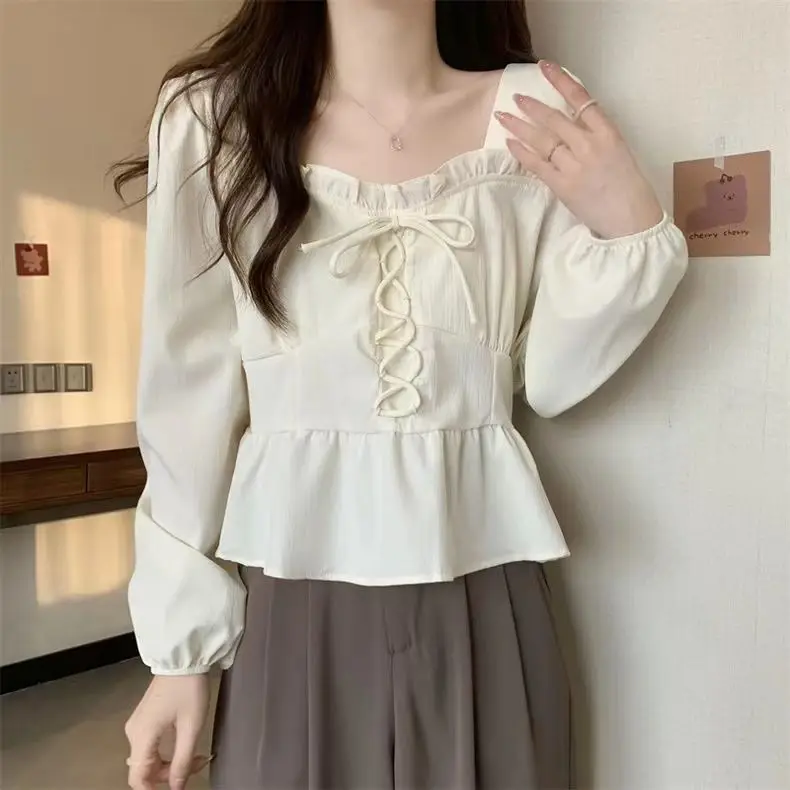 Bow Tie Tied White Shirt with Black Fungus Edge for Women Short Style with Bubble Sleeves Small Shirt Square Neck Top