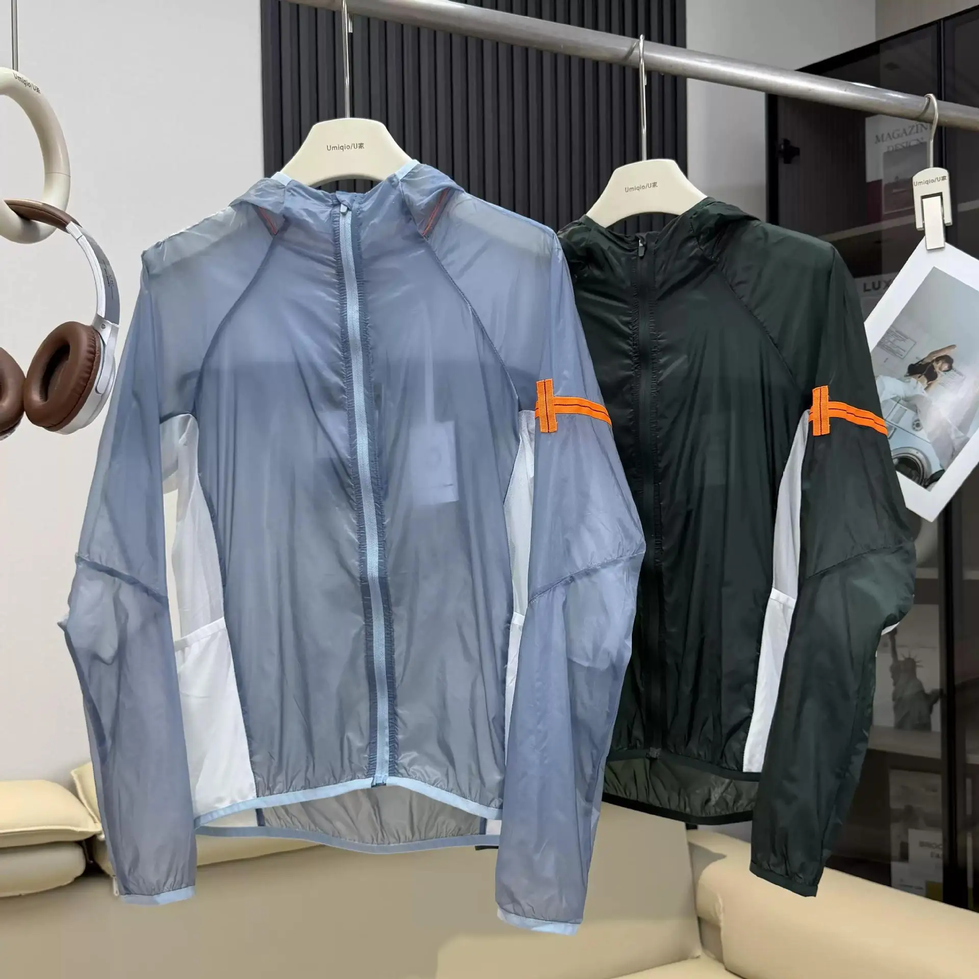 Outdoor Breathable Mesh UPF 50+ Sun Protection Jacket Men Women Summer Ultra Light Thin Quick Dry Cooling Hoodie Cycling Shirt