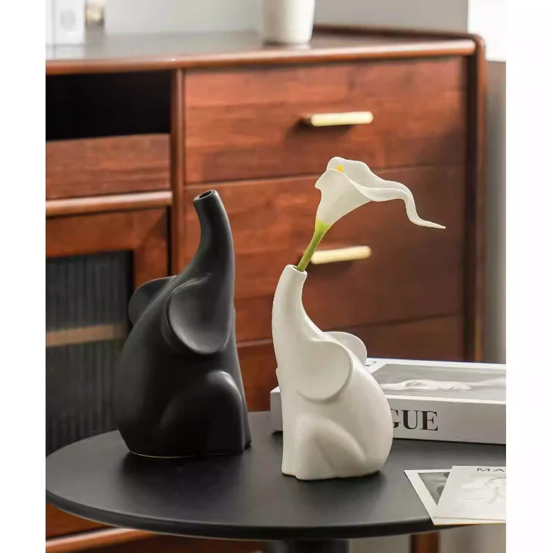 Ceramic Nordic style elephant vase decoration high-end simulation home living room office decoration handicrafts