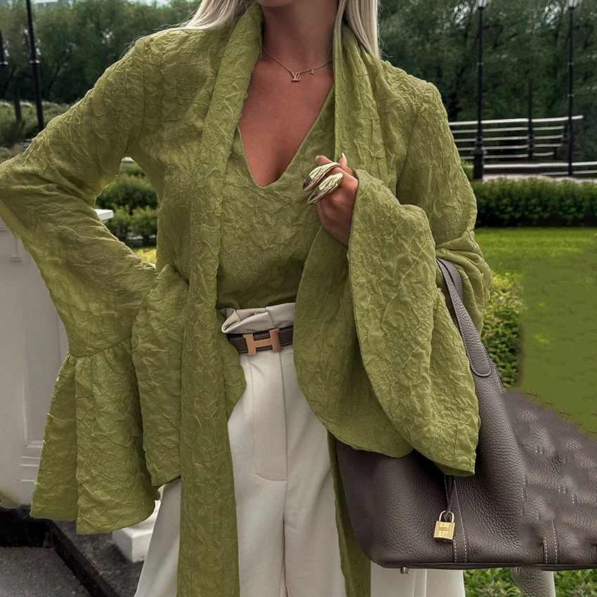 

Linad Vintage Green Flare Sleeve Fold Blouse Women 2025 Autumn Street Chic Scarf Collar Shirts Casual Polyester Pullover Tops