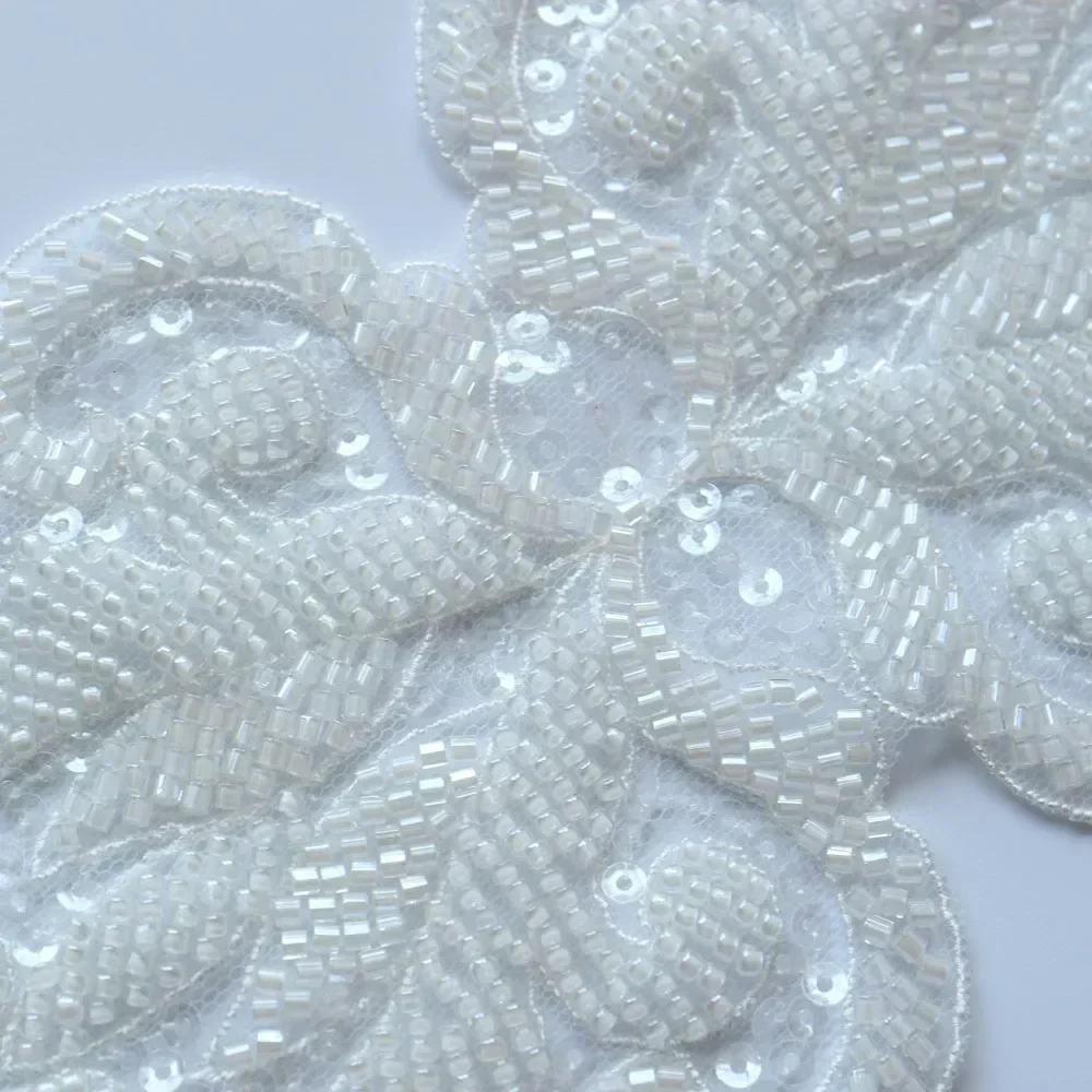 3D luxury beaded embroidery lace appliques for wedding dresses Rhinestone  applique patches Embroidery  parches ropa