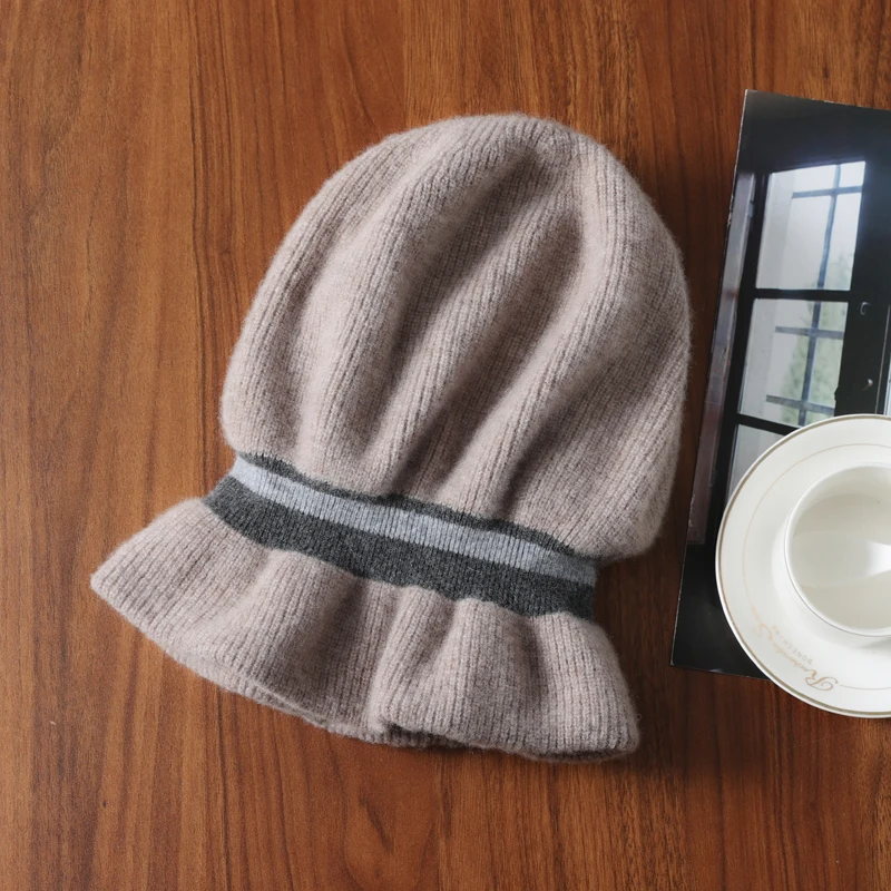 Autumn And Winter New Warm Contrast Striped Wool Hat Female Ear Protection Face Small Version Loose Cashmere Pile Hat