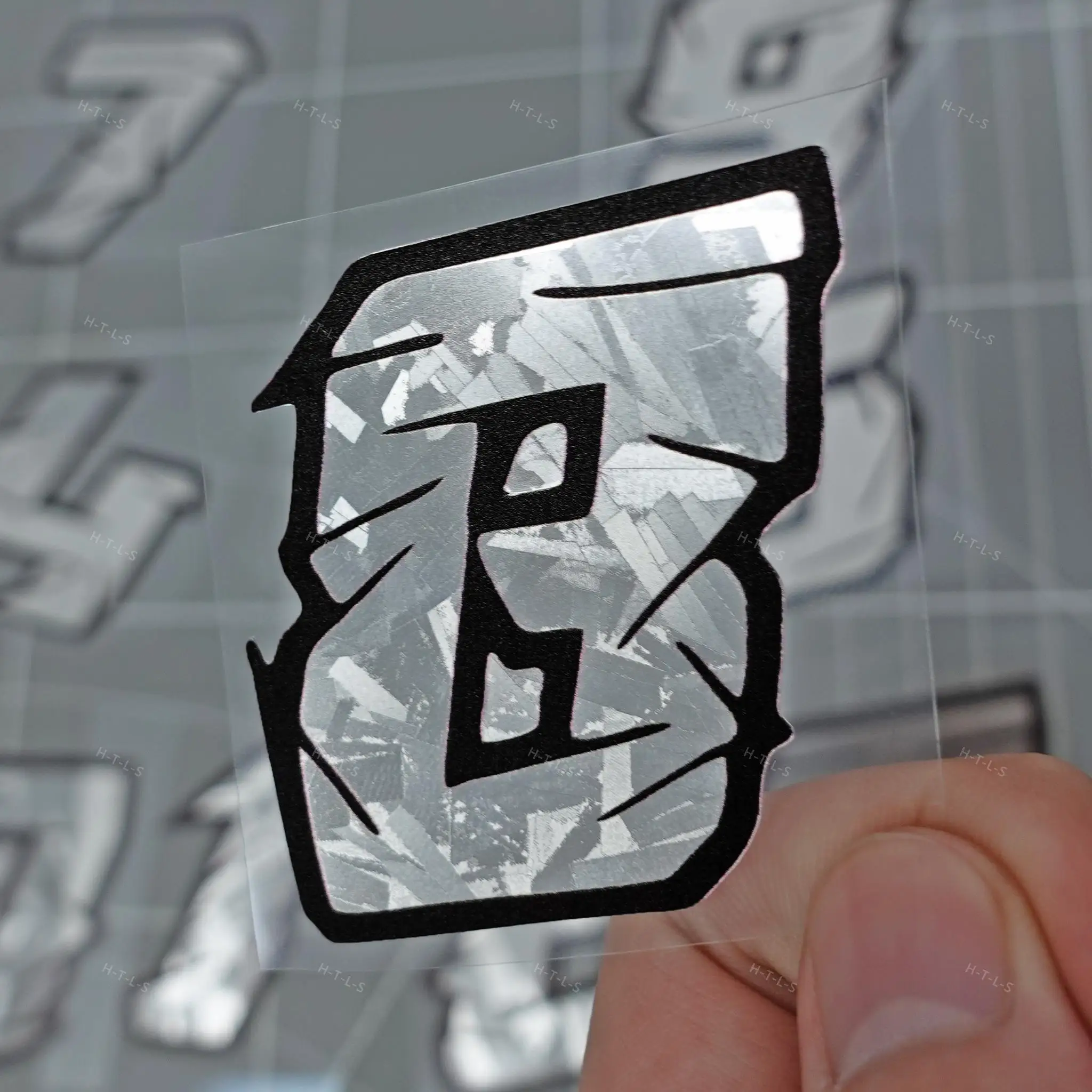 قطعة واحدة من ملصقات أرقام الملمس المتشققة مقاس M ملصق لاصق لتزيين الكمبيوتر المحمول والدراجات النارية