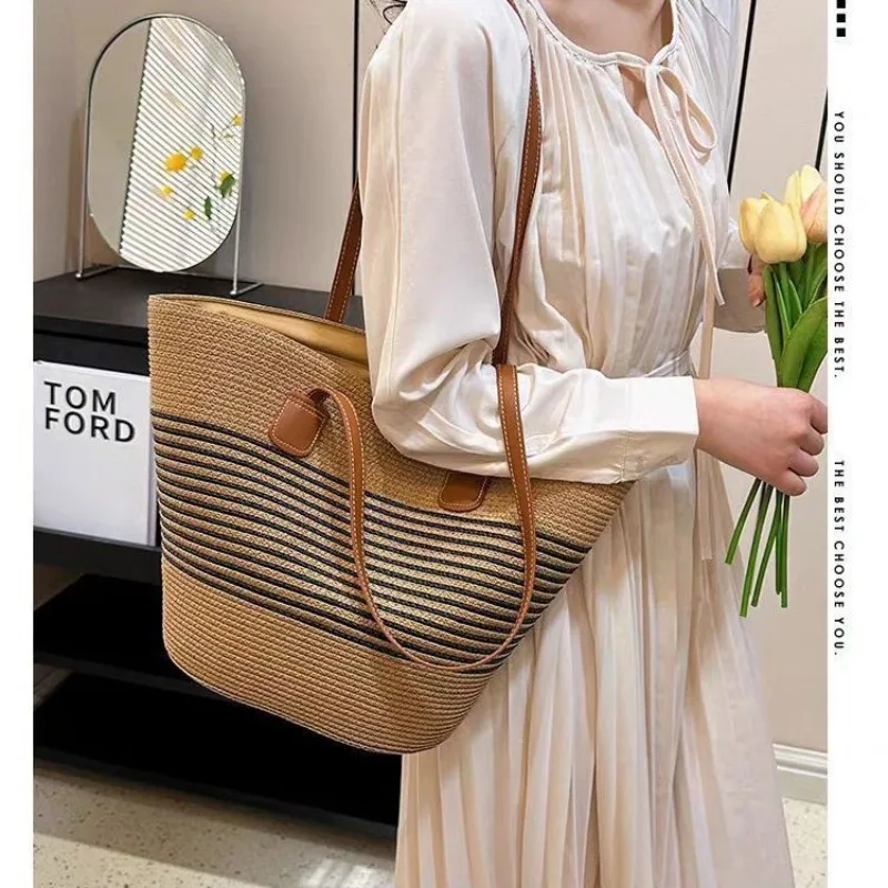 

2025 Summer New Women's Beach Straw Woven Tote Bag Travel Hat Shadow Hat Face Slimming Large Brim Hat Sun Protection