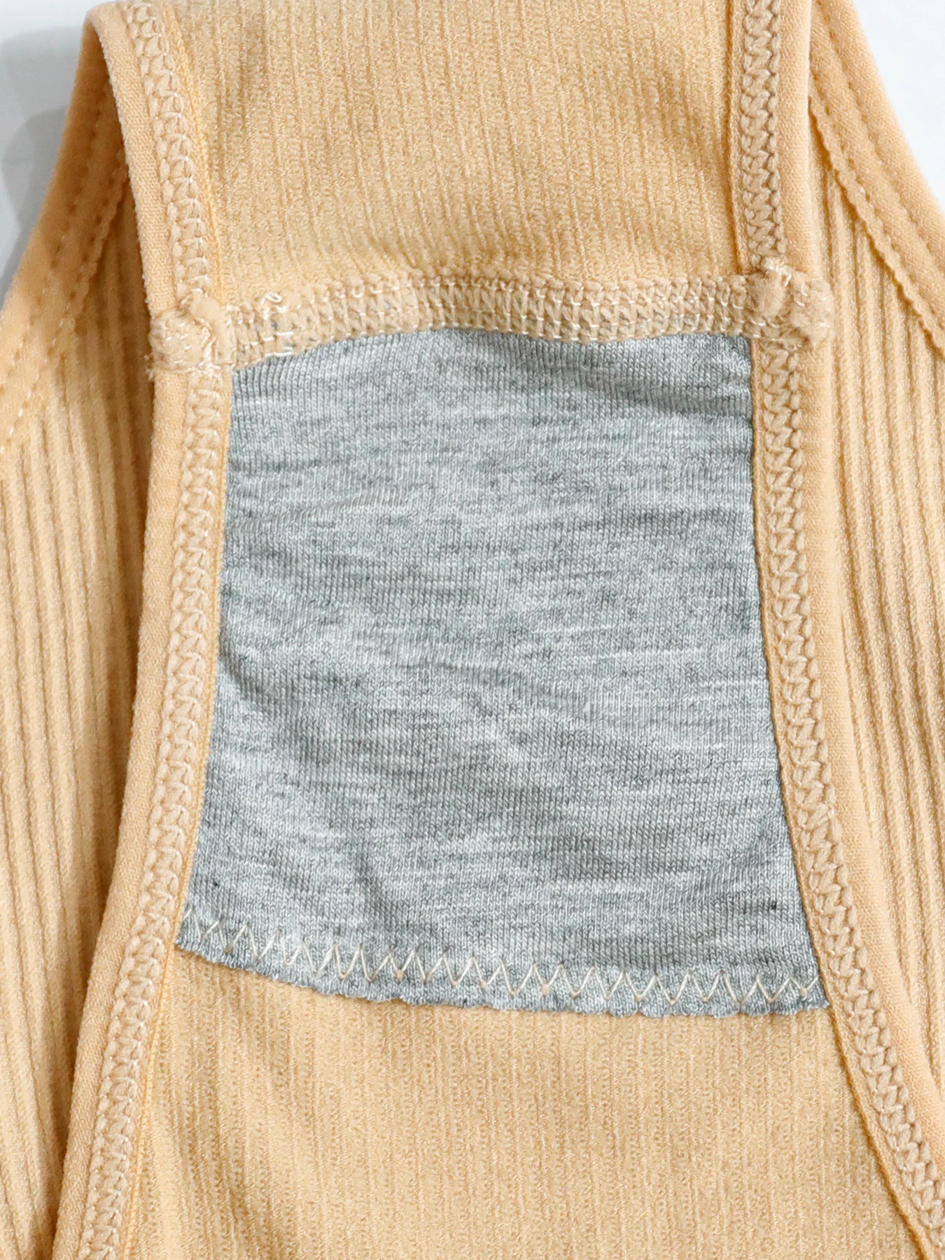 ملابس داخلية نسائية للحمل عالية الجودة، مريحة وناعمة، مناسبة للسراويل المثلثة الصديقة للبشرة بدون خياطة