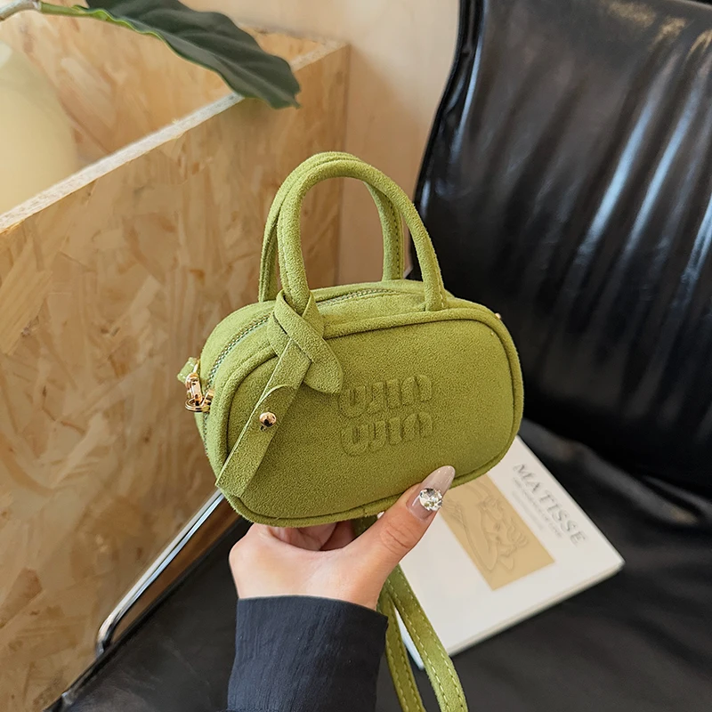 

Vintage Chic Crossbody Clutch Bag For Women Featuring Leather Material Fashionable Design And Unique Appeal