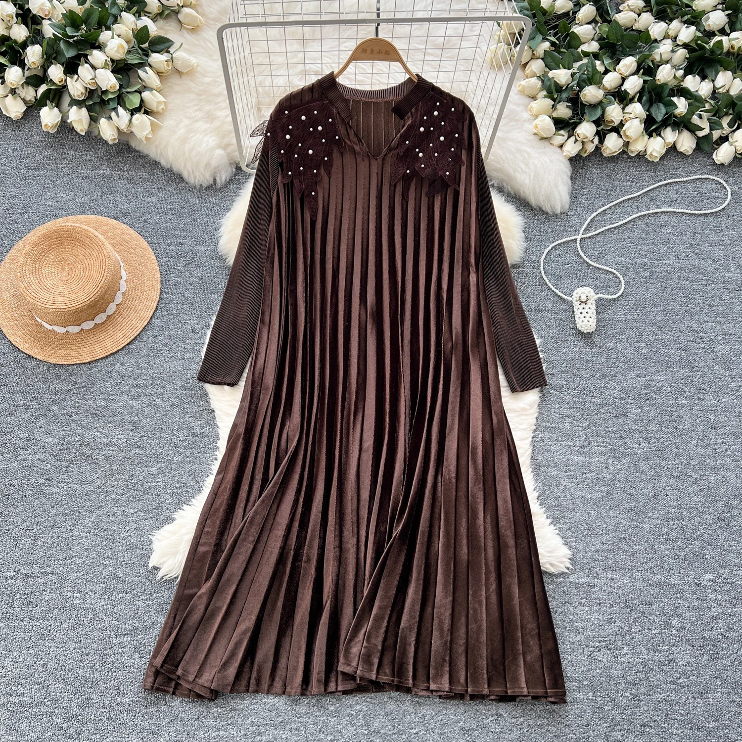 Women V-neck Vintage Long Sleeves Elegant Embroidered Bead Loose Lace Spliced Pleated Dresses French High Street Autumn Clothing