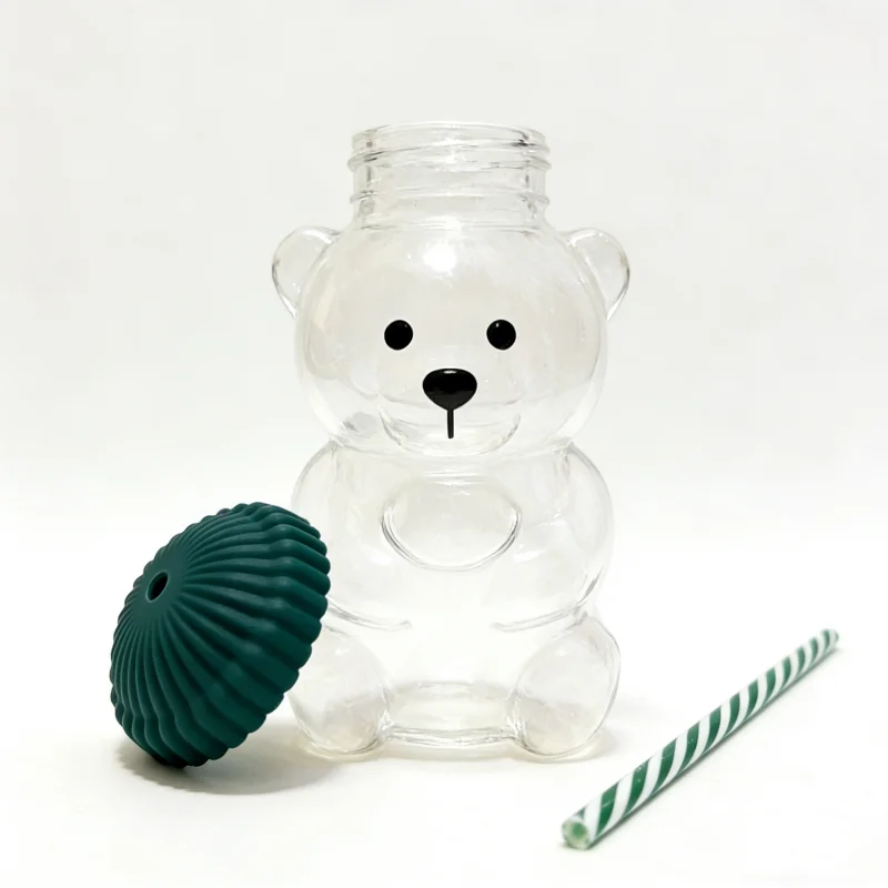 

2025 New model large capacity 500ML Cute Bear Glass Cup 2025 New Christmas Gift Durable for Coffee Beer Wine Cocktails Straw Mug