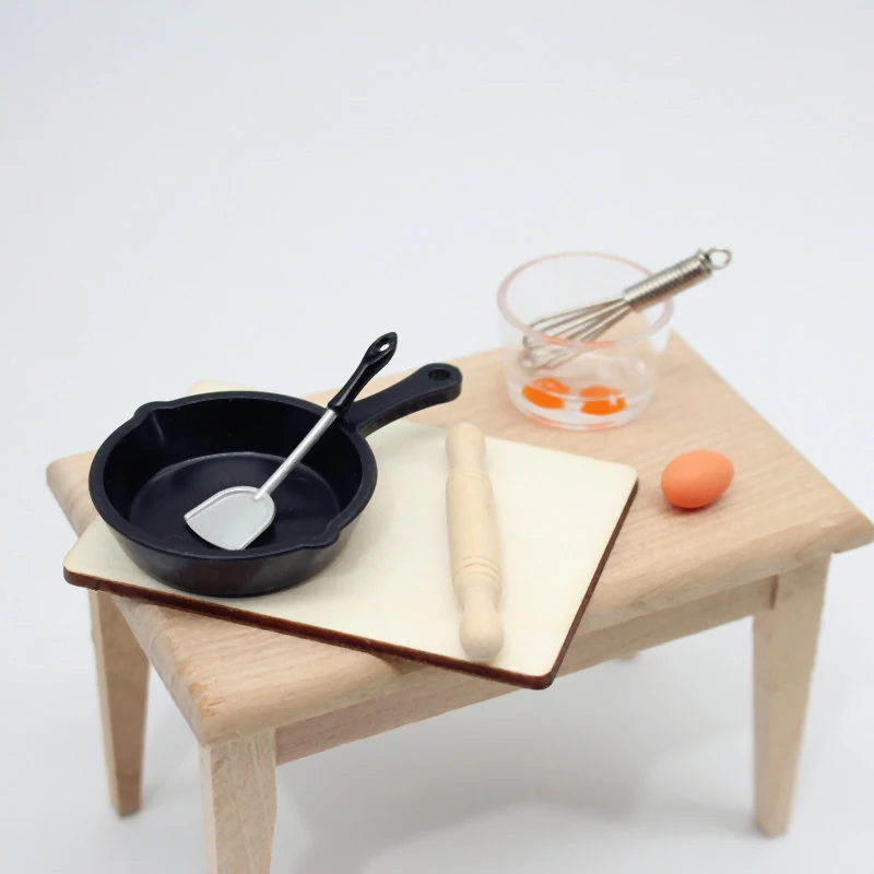 7 stks/set Poppenhuis Miniatuur Eikloppers Mini Simulatie Deegroller Koekenpan Eierklopper Speelgoed Poppenhuis Keuken Model Accessoire