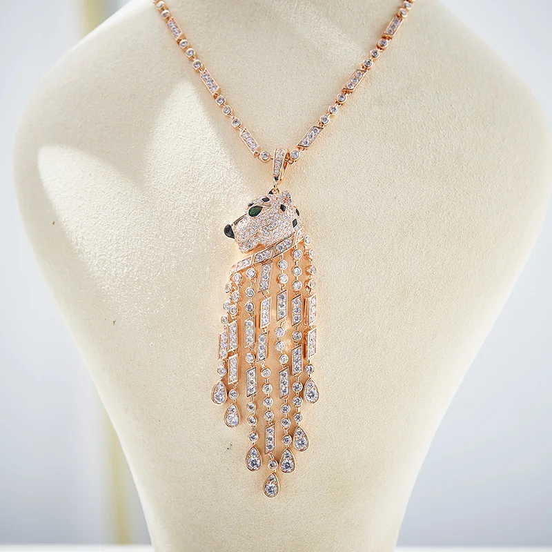 Classic new Leopard tassel necklace Rose gold drop glaze personality exaggerated leopard head sweater chain pendant