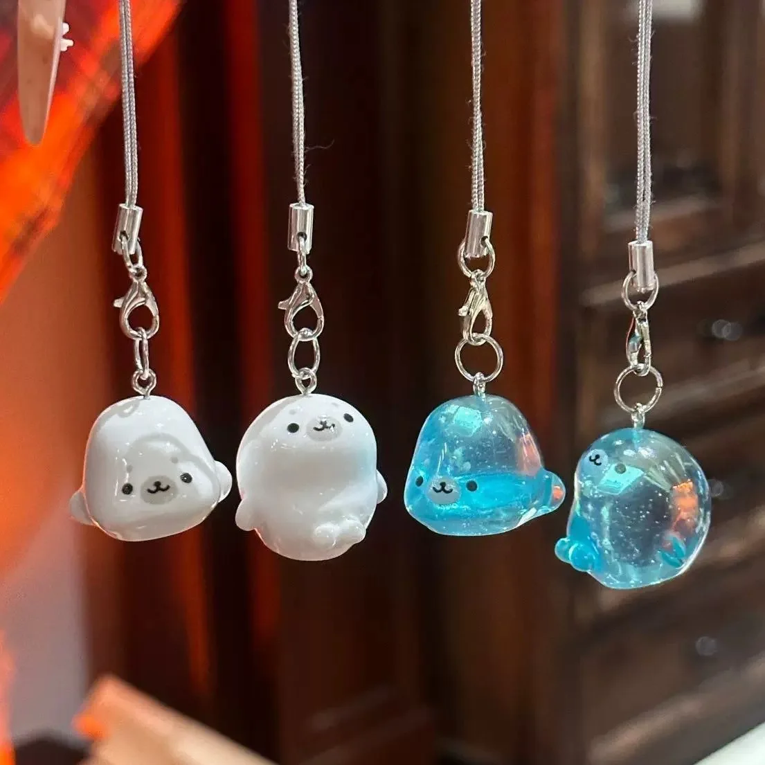 INS Cute Resin Sea Lion Keychain Glitter Ocean Animal Pendant Bag Charm Mobile Phone Lanyard Accessories for Girls Gift Jewerly
