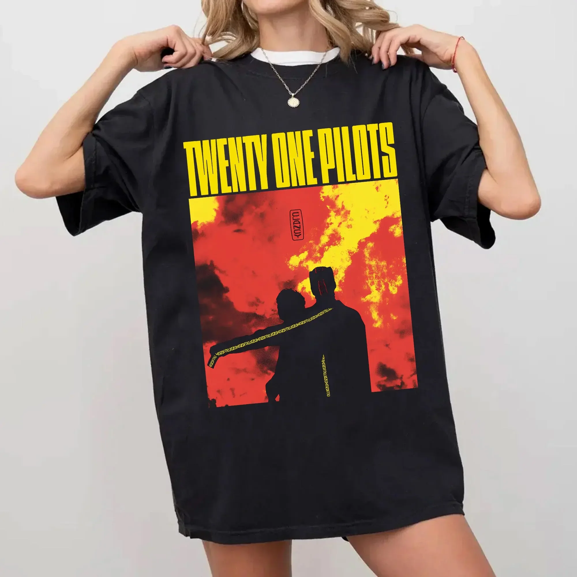 Vêtements d'été vingt et un pilotes T-shirts surdimensionnés Y2k graphiques t-shirt femmes décontracté coton ample confort à manches courtes femme haut