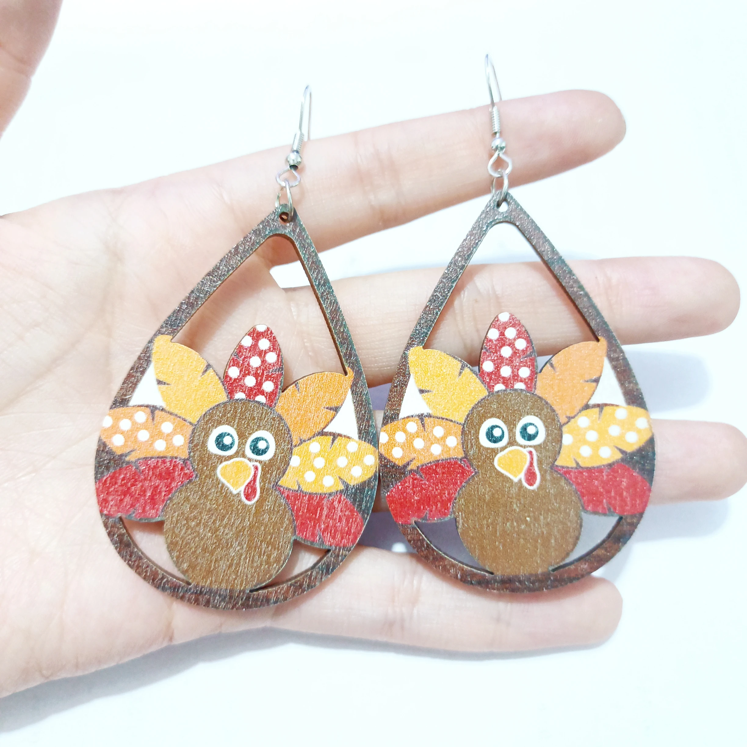 Wooden Earring For Women Lovely Animal Rabbit Dog Turkey Sloth Penguin Cat Raccoon Charm Ear Pendants Jewelry Easter Day Gifts