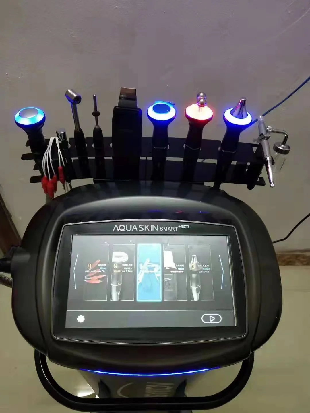 Salon Skin Scrubber Care Device Whitening Ion Face Lift Rejuvenation Peel Hydra Beauty Equipment Facial Machine