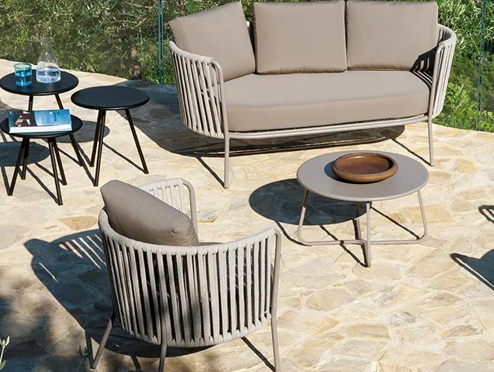 Sofagarnitur, Gartenmöbel, Terrasse, handgefertigte Rattanmöbel, für den Garten im Freien