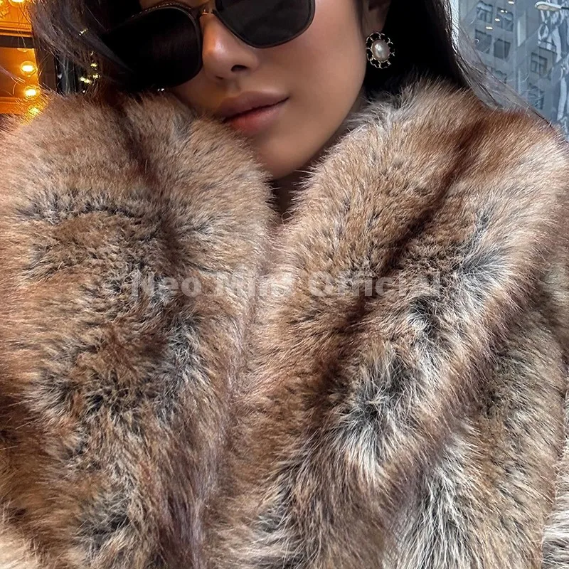 Neo mint marca moda 90s vintage retro marrom listrado casaco de pele do falso feminino 2025 inverno chique gola scraf casaco de pele de raposa