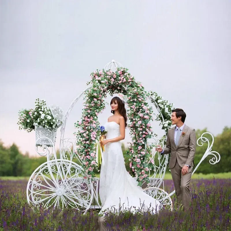 Large Wrought Iron Pumpkin Princess Car Wedding Photo Prop