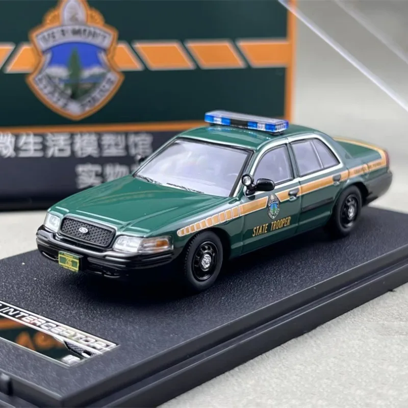 Rollin Diecast 1/64 Scale Ford Victoria Crown Police Car Model Alloy Ford Crown Play Vehicles Model Static Collection Ornament