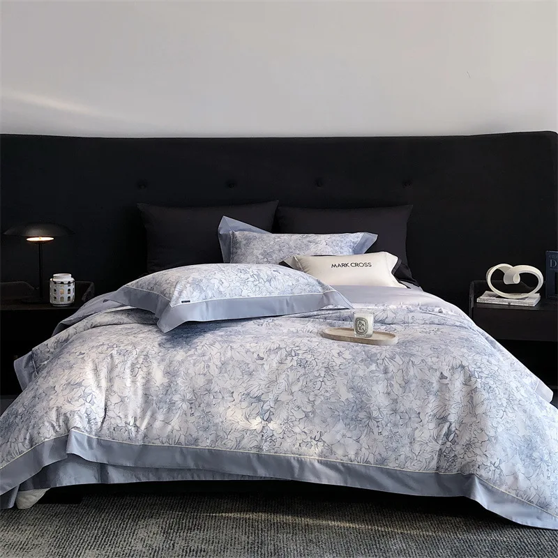 

High-end light luxury style pure cotton velvet cotton four-piece set autumn and winter thickened warm quilt cover bed linen bedd