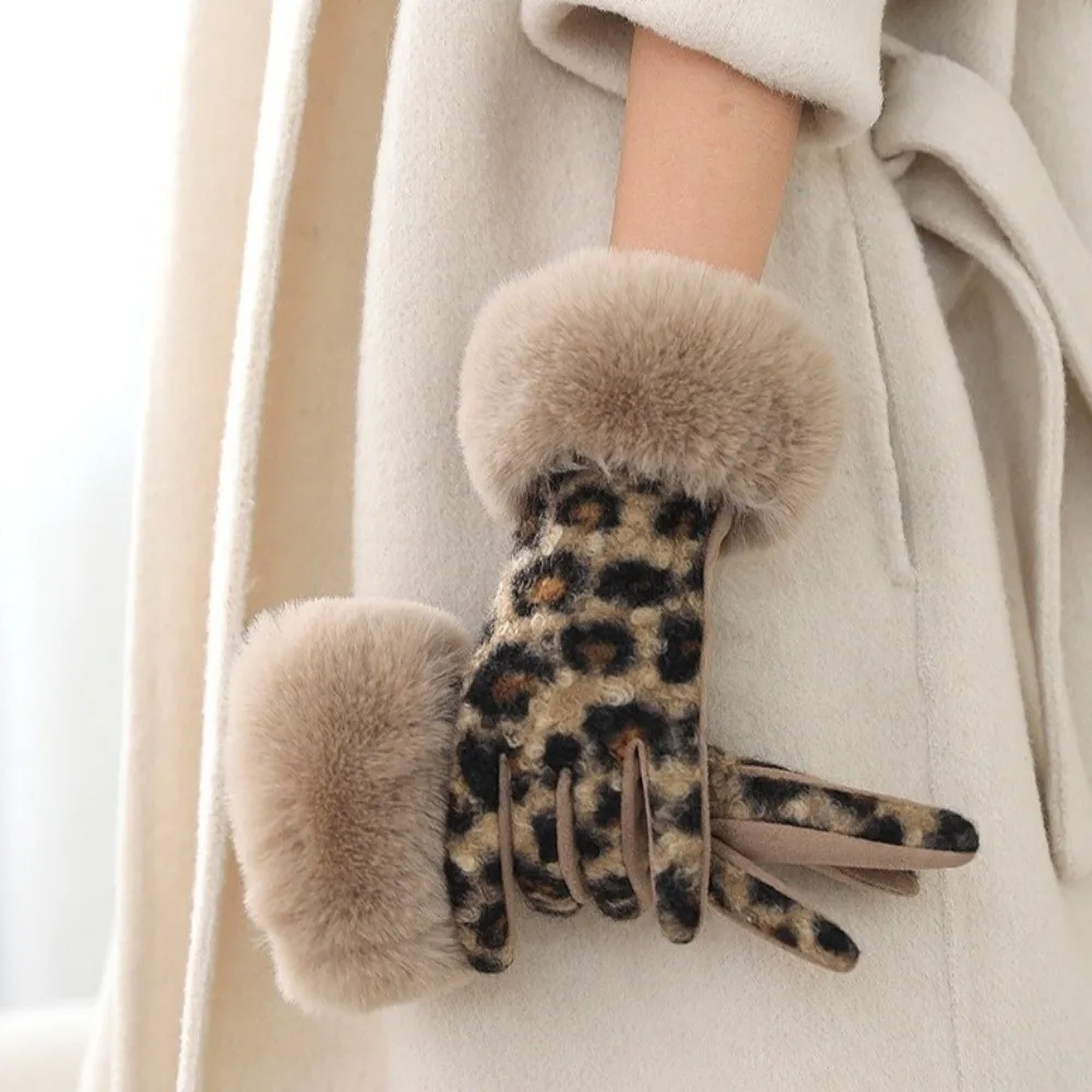ถุงมือกำมะหยี่ลายเสือดาวแบบหนา ถุงมือผู้หญิงแบบเต็มนิ้ว อุ่น กันลม ถุงมือหนังกลับสำหรับฤดูหนาวและฤดูใบไม้ร่วง