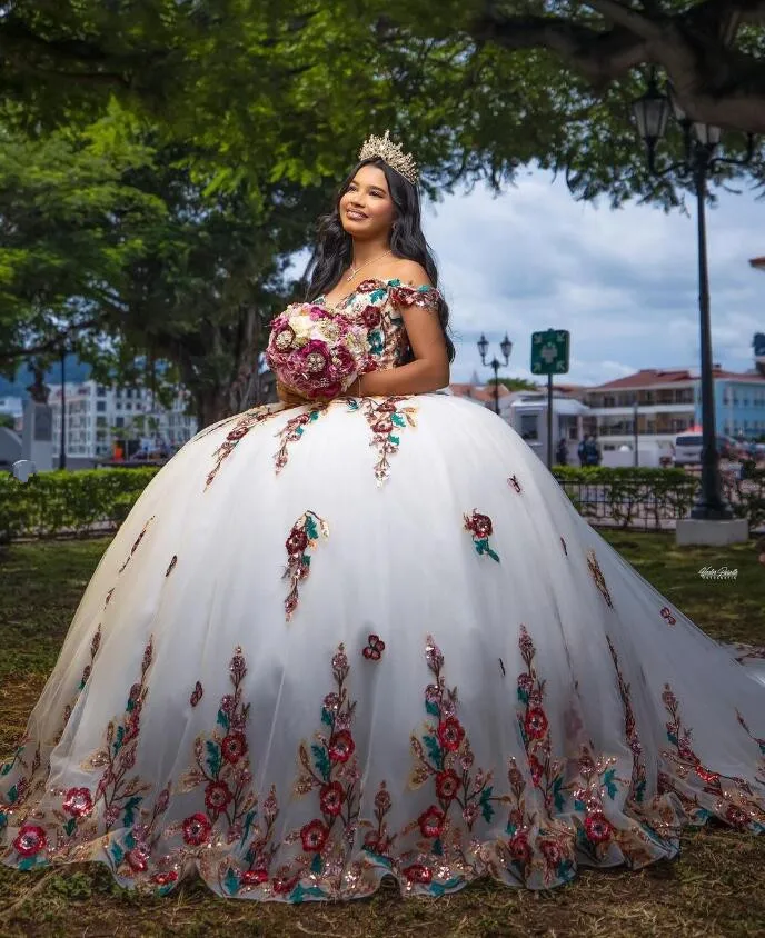 Vestido de princesa de quinceañera con hombros descubiertos, tren de la catedral brillante, apliques florales, vestido de graduación dulce 15 DE xv años