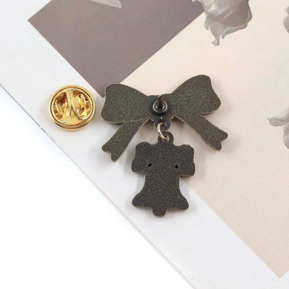 1pc USA Liberty Bell Brooch, Flag Bow Retro Badge, American Historical Culture Collectible Pin, Daily Outfit Accessory
