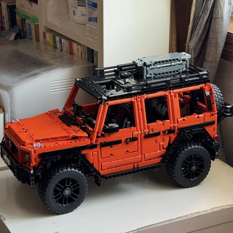 Mercedes G500 z klocków za $49.62 / ~189zł