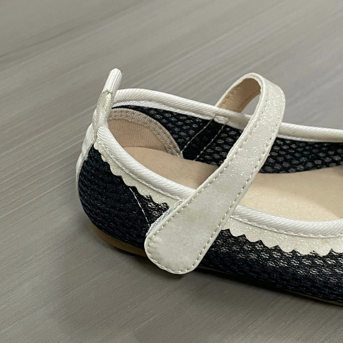 Jinyu New Arrival Princess Shoes Leather Ventilate Baby Performance Outdoor Lightweight Playing Magic Tape Girls 3-14 Years