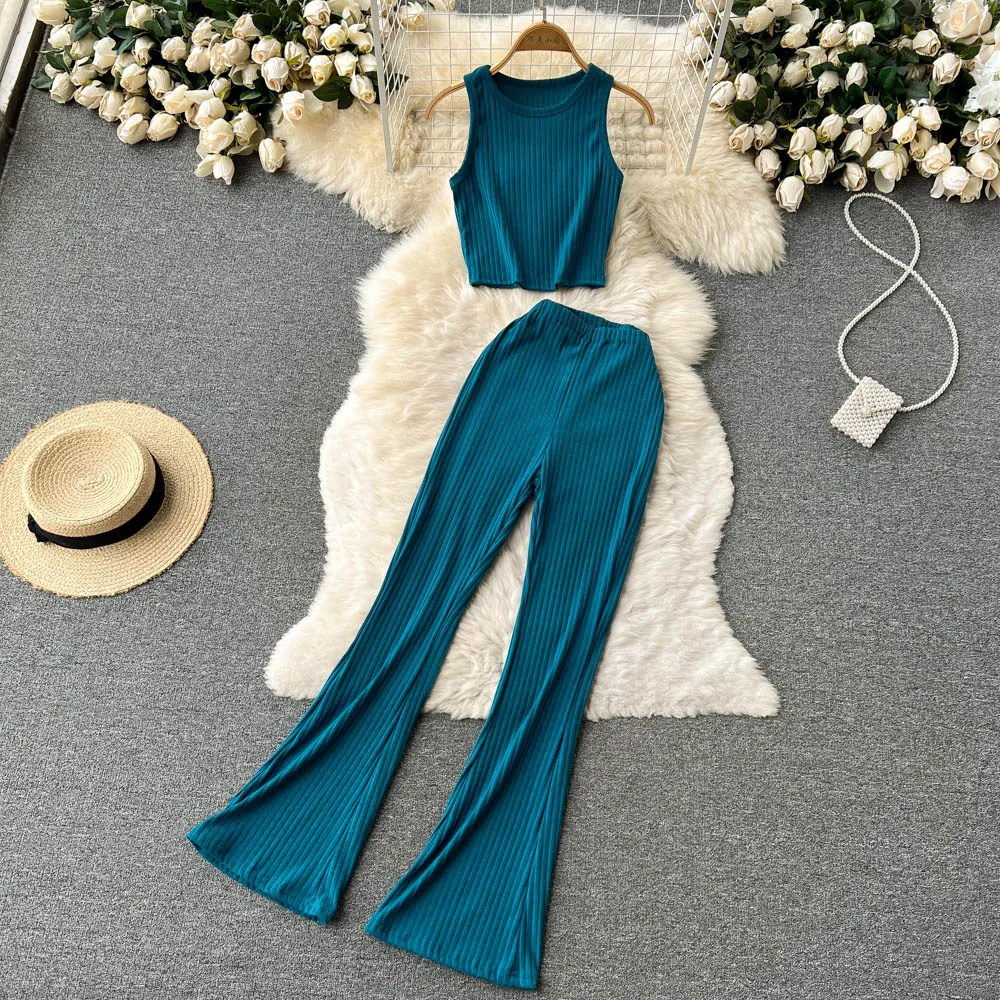 

2023 Summer Knitted Suit Retro Women's Short Sleeveless Top Women's High Waist Slim Pants Suit Flared Pants Two Piece Set