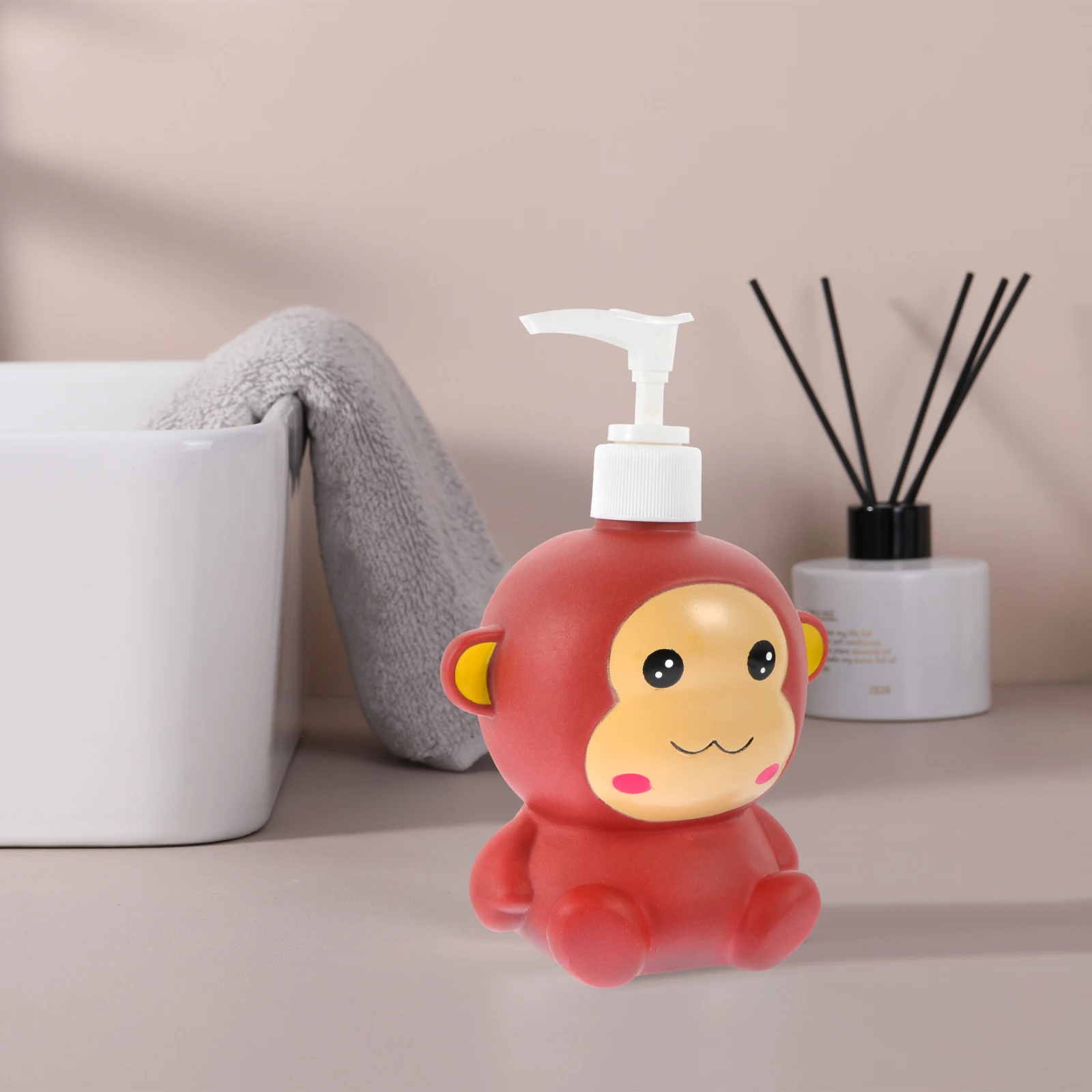 

Monkey Lotion Pump Dispenser 300ml Shampoo Soap Holder Bathroom Container Household Travel Size Cartoon Design Portable