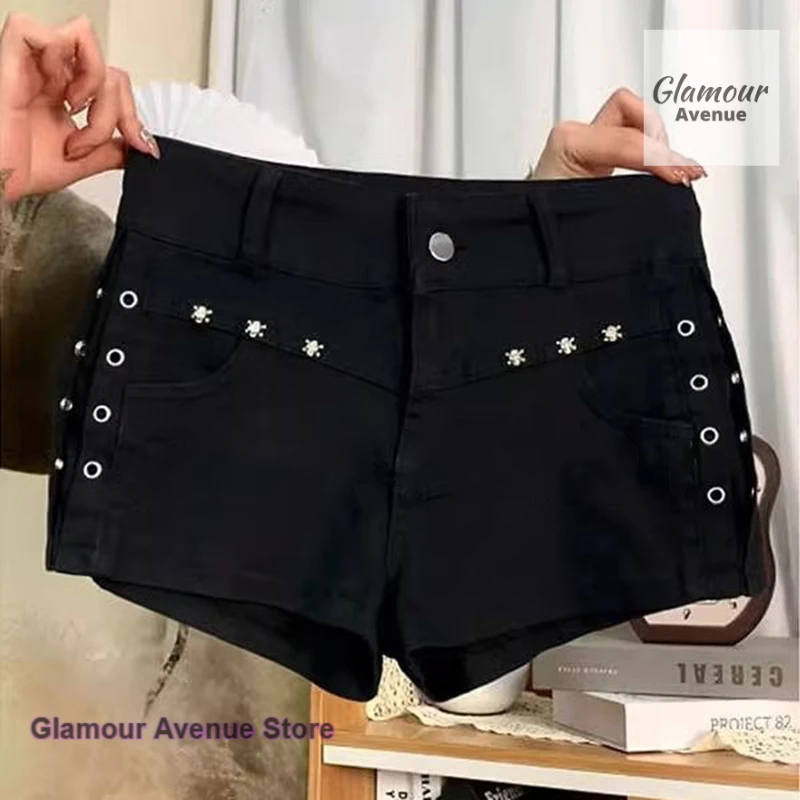 التصميم الأمريكي الشعور الأسود ليو دينغ التوابل فتاة ضيق حقيبة الورك الجينز قصيرة جدا الإناث رقيقة منخفضة الخصر السراويل الساخنة لارتداء خارج.