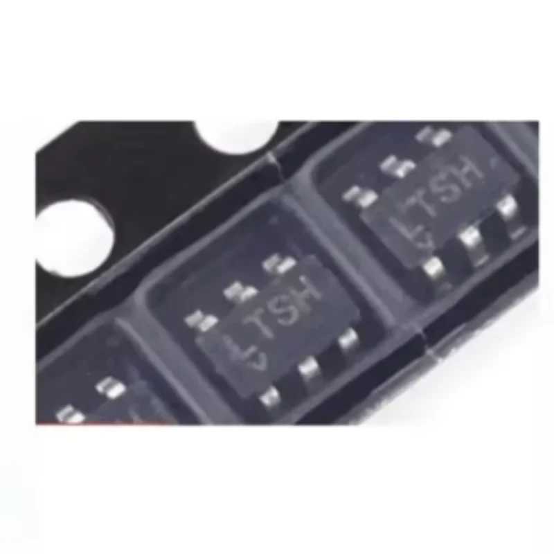 5PCS LTC3200ES6-5 SOT-23-6 Low Noise Charge Pump DC-DC 5V Fixed Output Power Management IC New Original