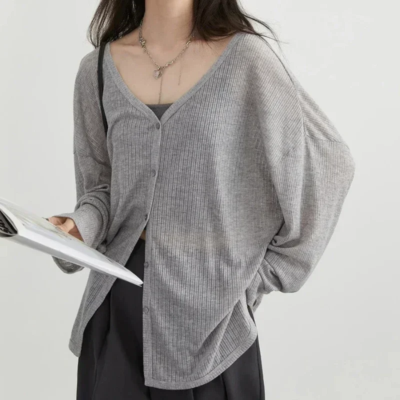 Women's V-Neck Long Sleeve Cardigan Sun Protection Lightweight Knitwear Spring Summer 2025 Casual Beachwear Top Knitted Cardigan