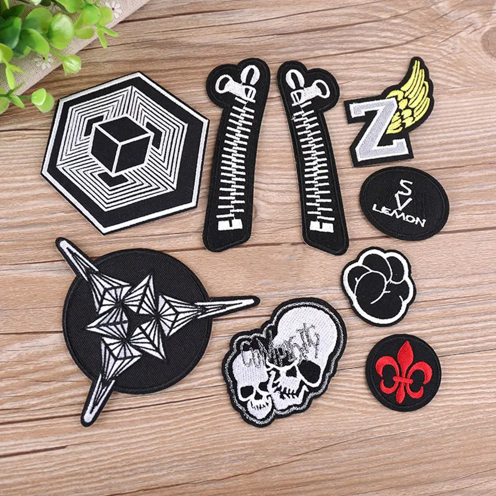 Нашивки-аппликации-для-декора-одежды-своими-руками-вышивка-нашивки-стикеры-значки-аксессуары-для-шитья