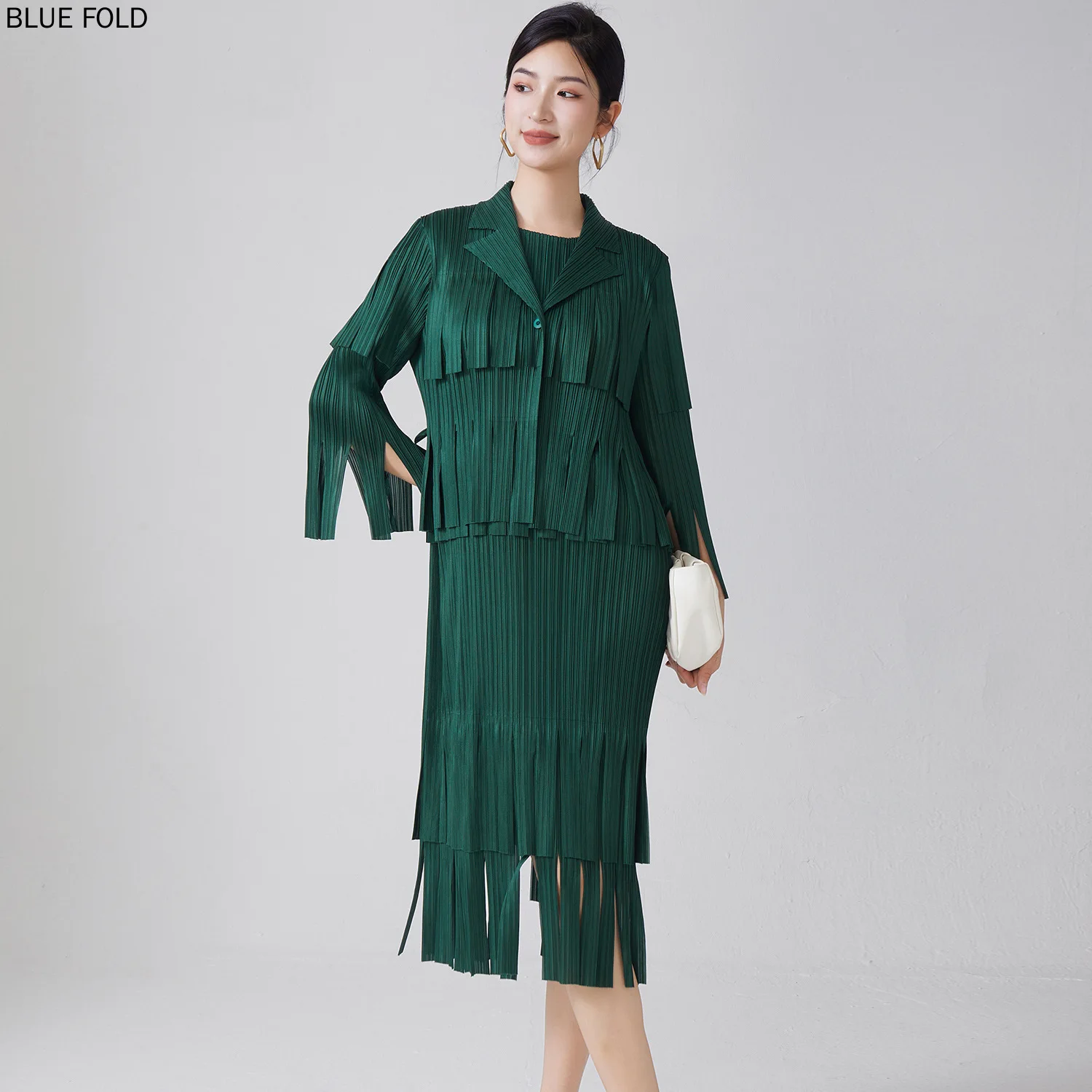 Women's Temperament Fashion Set Women's High-end Spring and Autumn Tassel Sleeveless Dress Cardigan Coat Miyake Two-piece Set