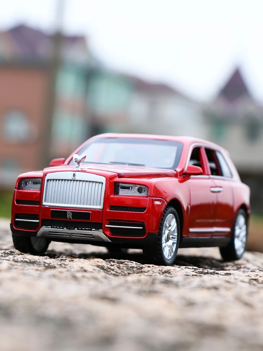 

Rolls Royce Cullinan Luxury SUV House Decoration Simulation Diecasts & Toy Vehicles CheZhi 1:24 Alloy Collection Model Metal Car