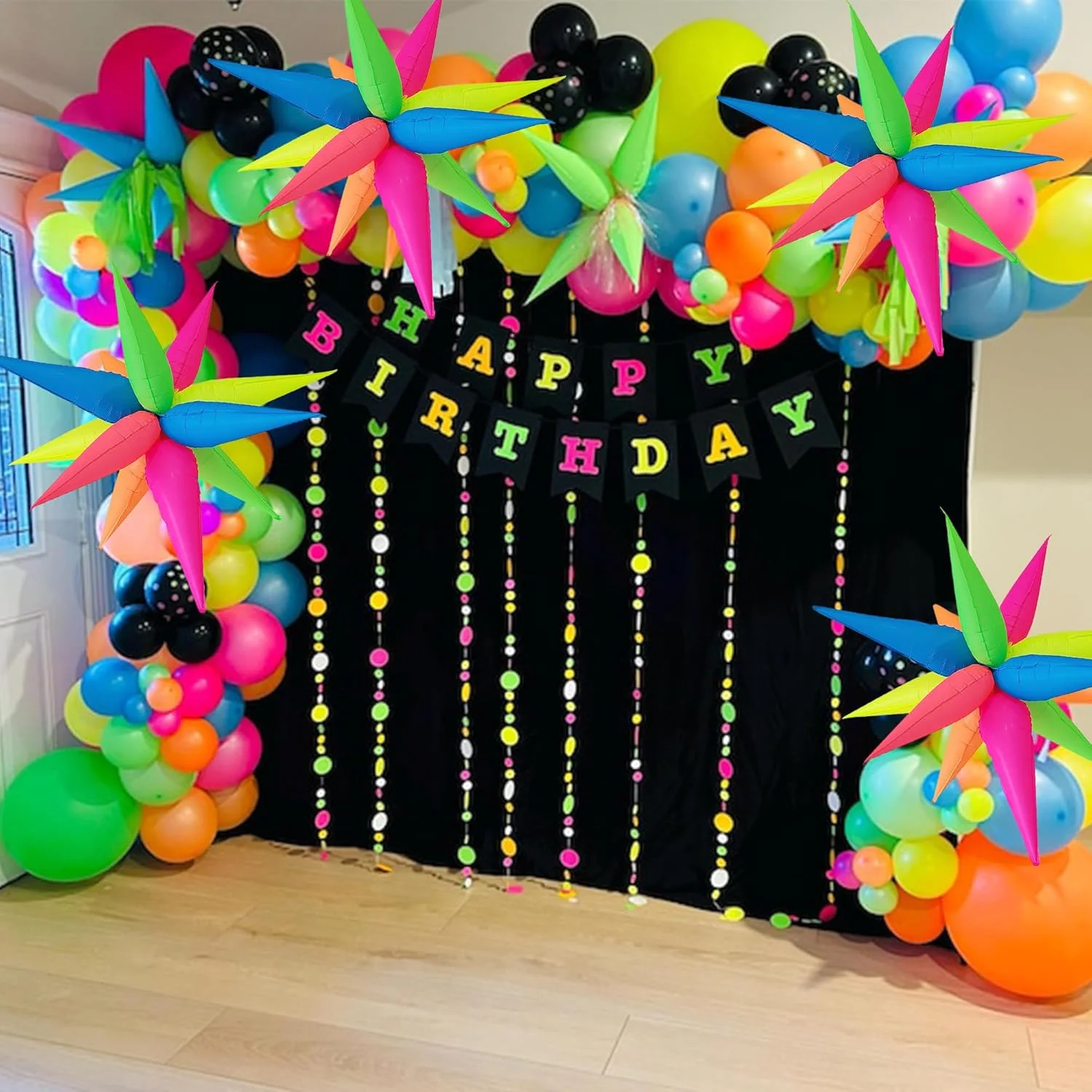 Neonfarbene, fluoreszierende Stern-Aluminiumfolienballons werden für Geburtstage, Hochzeiten, Babypartys und Leuchtpartys verwendet. – Detail 4