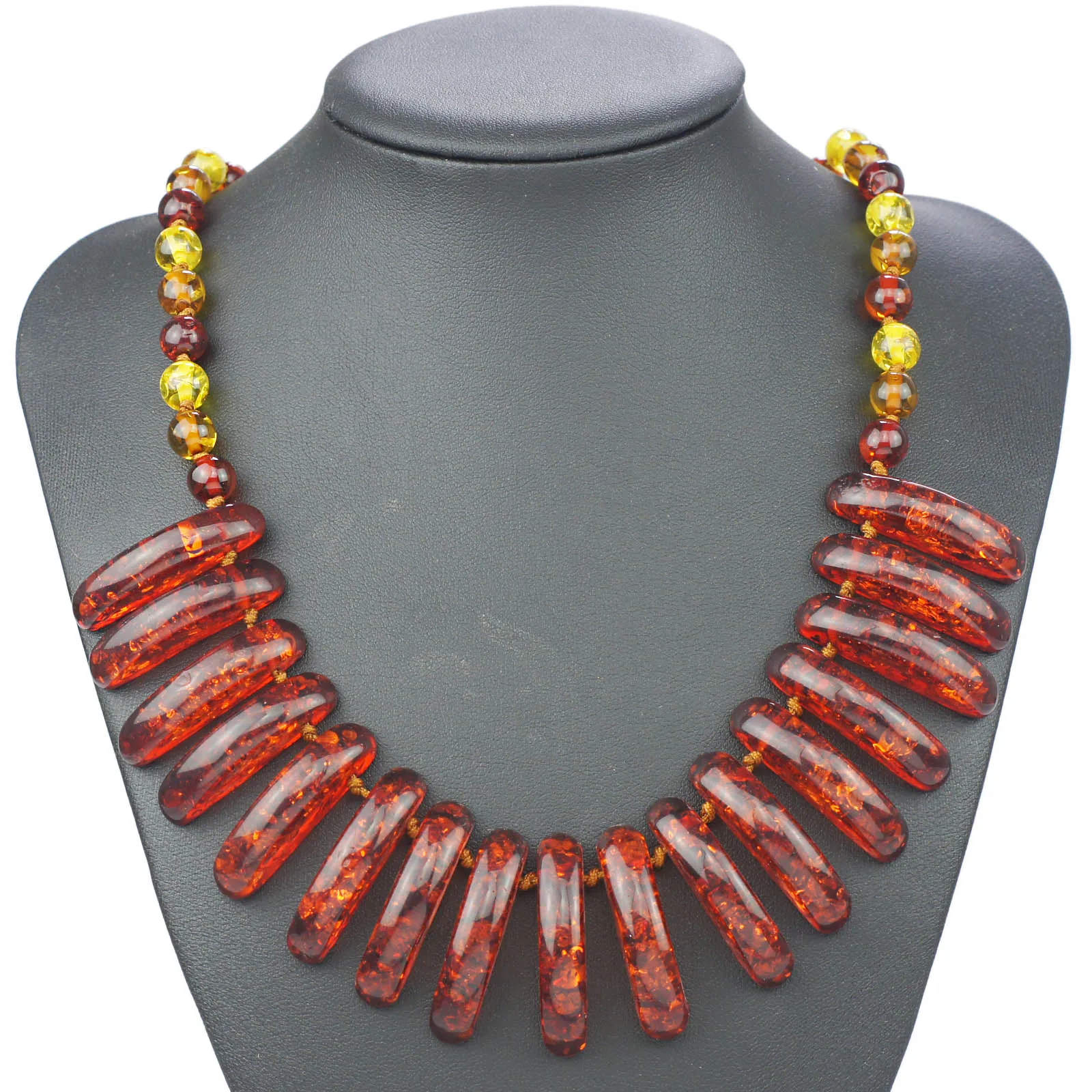 Elegant Baltic Simulated Synthetic Beads Chain Exquisite Beautiful Pendant Necklace For Women's Girls Statement L6100