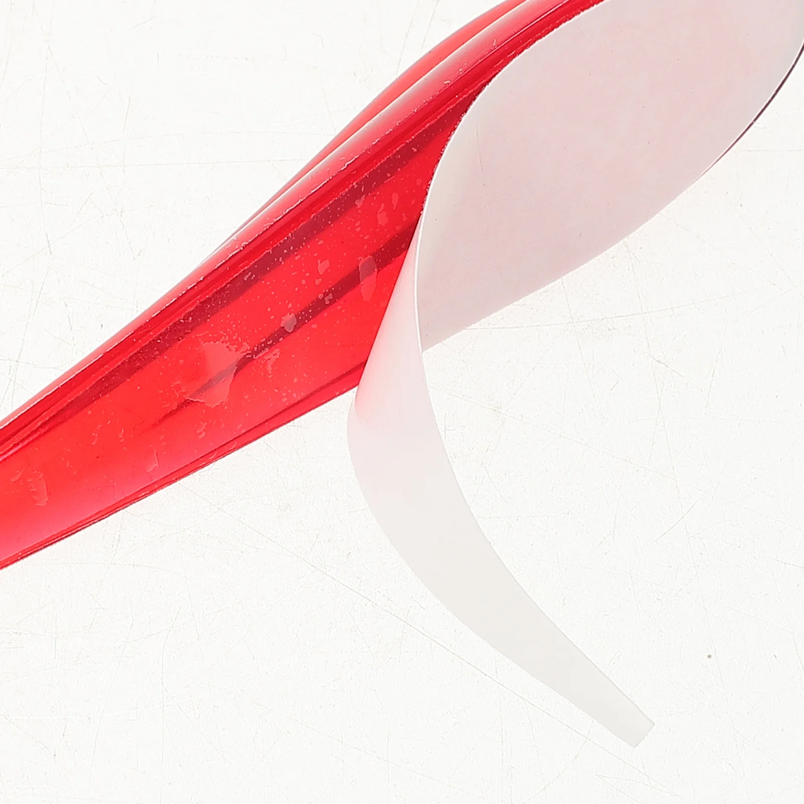 

6Pcs Car Spoiler Sticker Plastic Tail Spoiler Scratch Protection Car Tail Bumper Sticker Vehicle Accessory Reduces Wind Noise