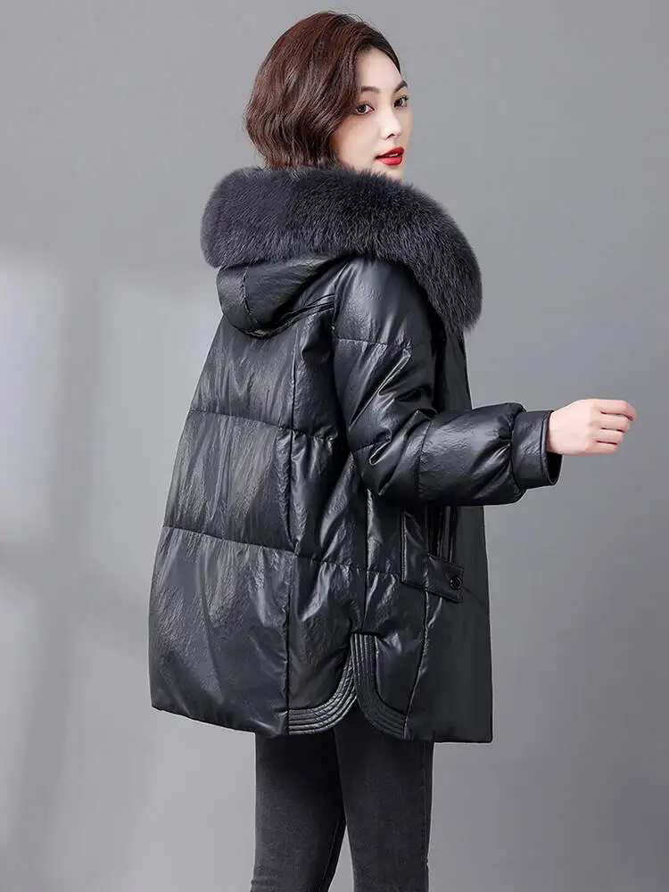   Cappotto in Vera Pelle di Pecora con Piumino Bianco da Donna Ning, Lunghezza Media, con Cappuccio, Vestibilità Ampia, Nuovo 2025