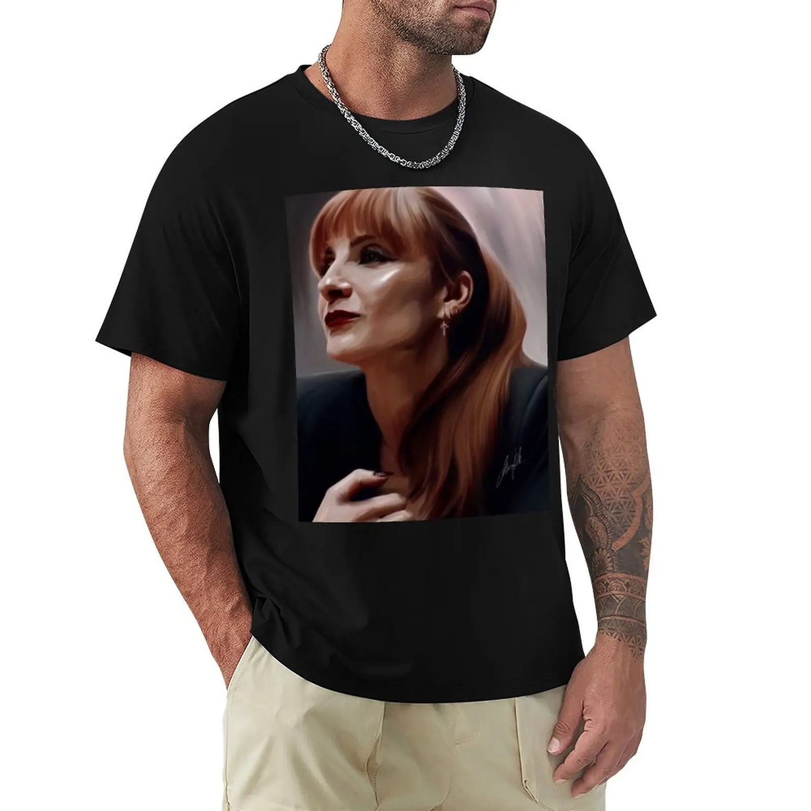 

Alicia Sierra T-Shirt Durable Work Wear T-Shirt