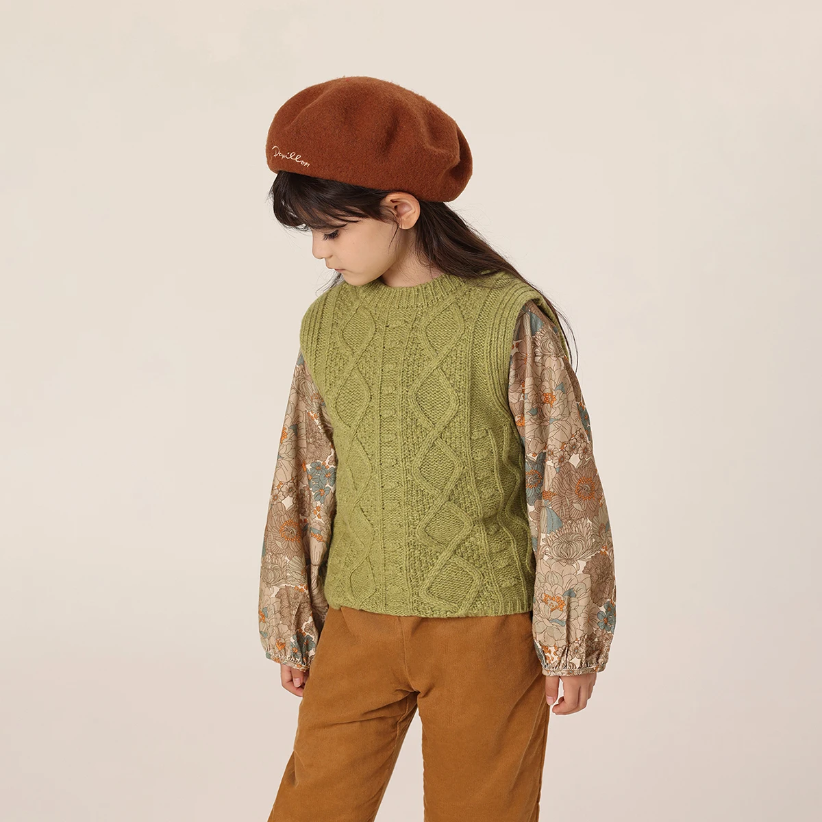 

MARC&JANIE Girls Vintage Jacquard Sheep Wool Knit Vest for Autumn French Series 231919