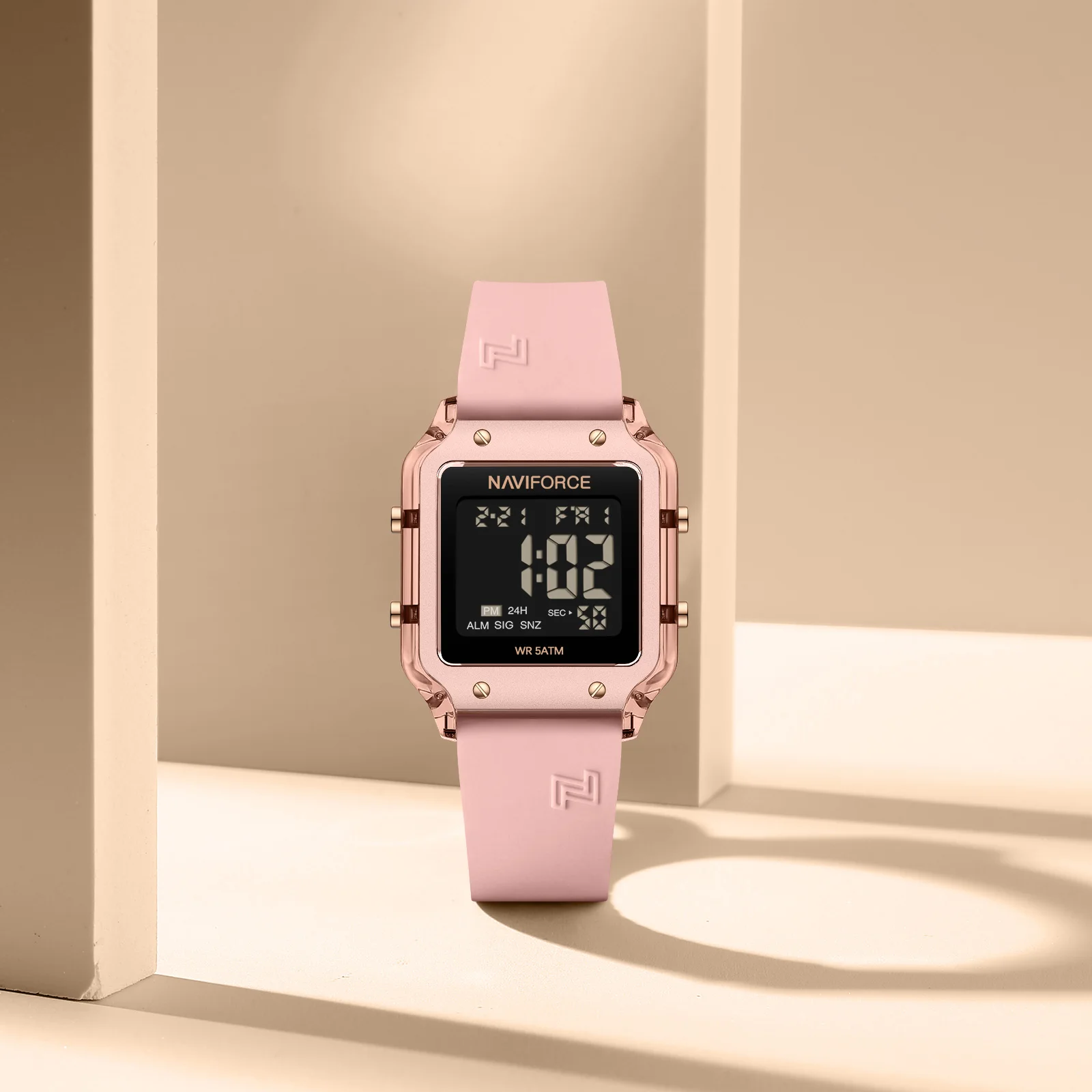 

NAVIFORCE 6105 повседневные женские электронные часы с маленьким циферблатом и светящимся календарем, водонепроницаемые спортивные женские модные часы на открытом воздухе