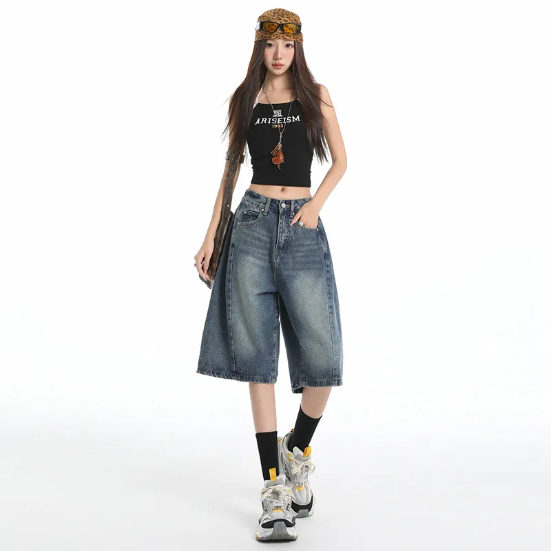 

Женские джинсовые короткие брюки в стиле ретро в лето 2025, широкие джинсы средней длины с высокой талией, утягивающие и свободные широкие джинсы