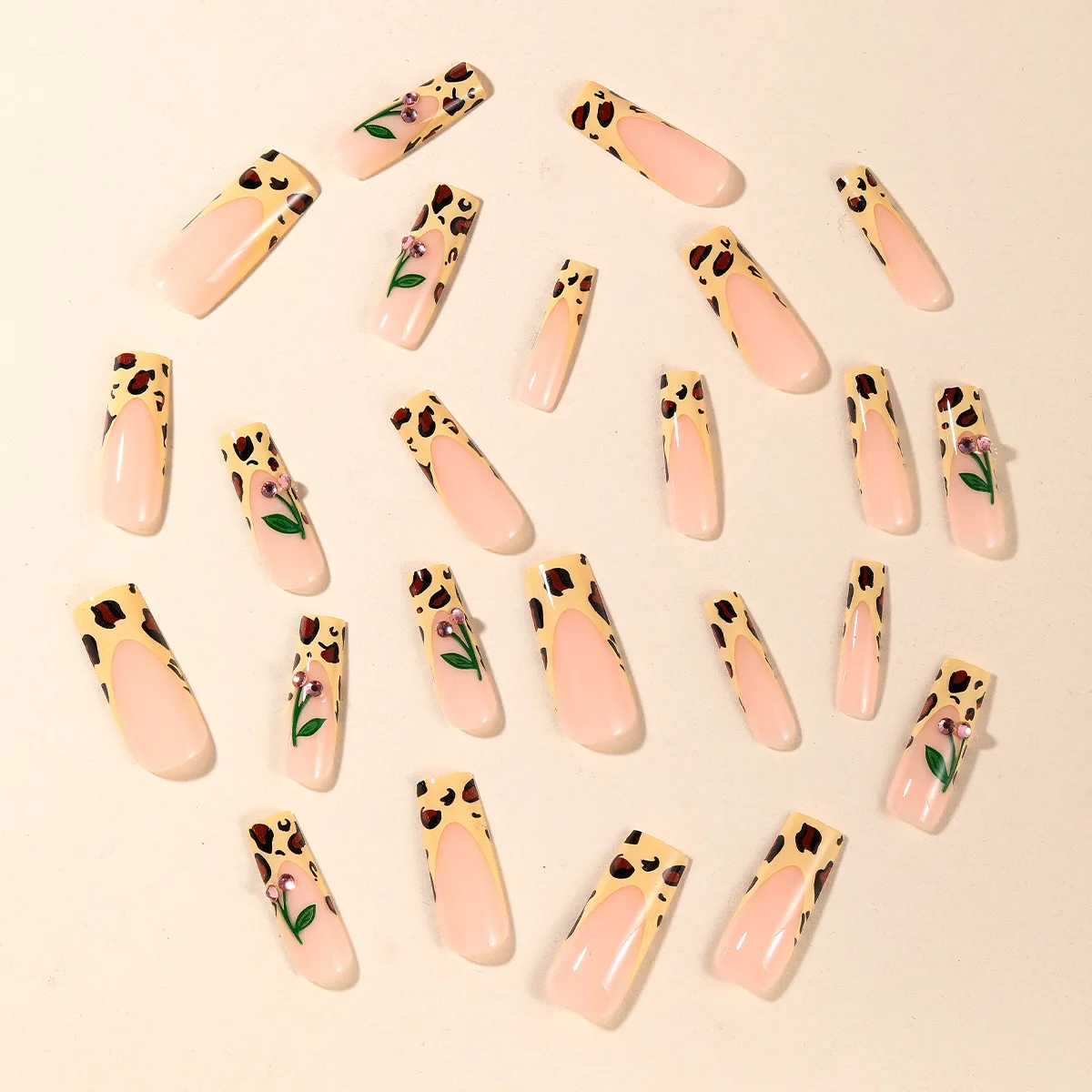 تابوت طويل يضغط على الأظافر الصناعية ، طباعة فهد ، طراز فرنسي ، بقع أظافر مزيفة ، تصميمات كرز وماس ، فن تجميل الأظافر ، 24 والي