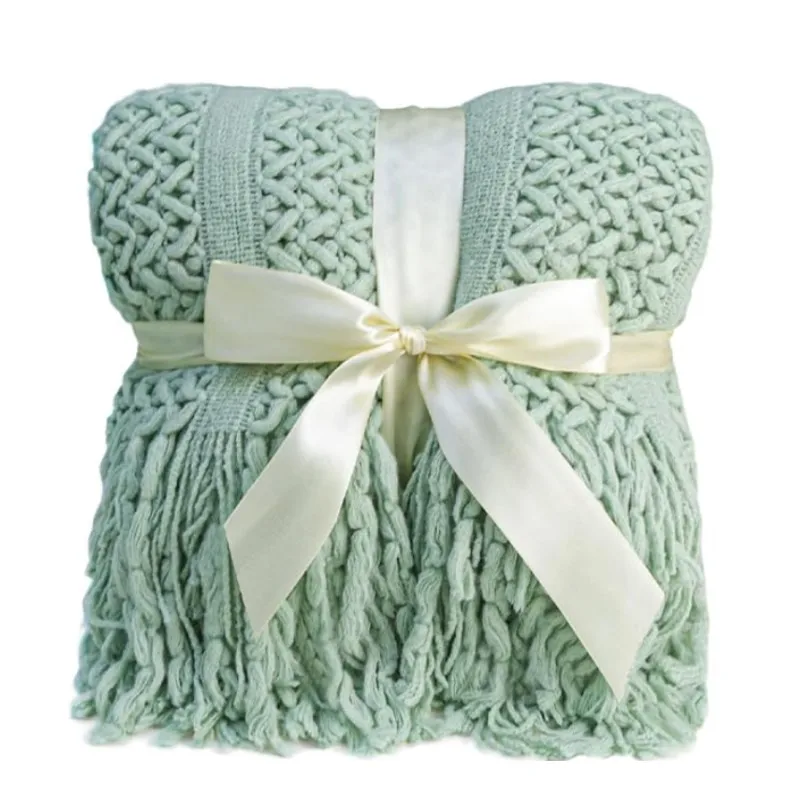 Saga Green Geschenkdecke, weiche Boho-Bettdecke, gemütliche Strickdecke, übergroße, grob gestrickte Farmhouse-Decke