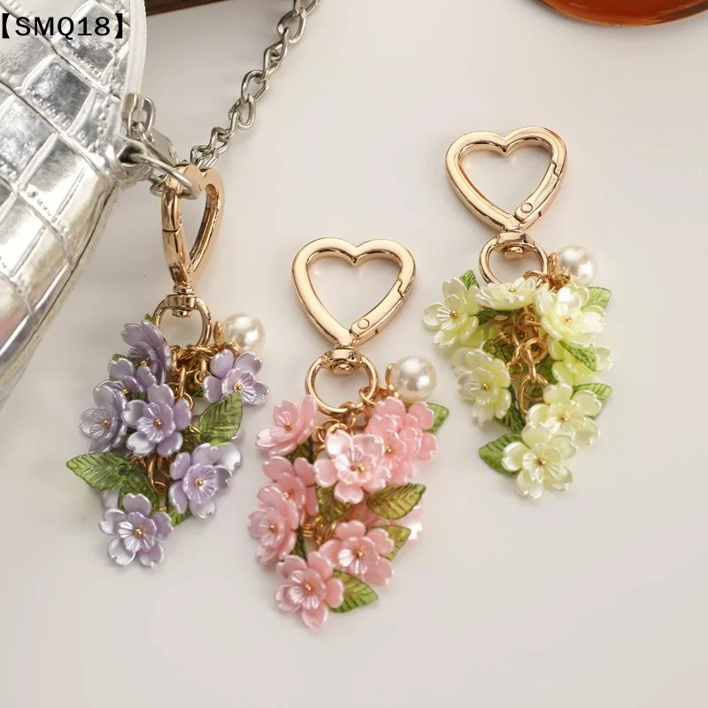 Fashionable And Creative Flower Filled Heart-shaped Keychains, Bag Decorations, Luggage Hanging Keychains【SMQ】